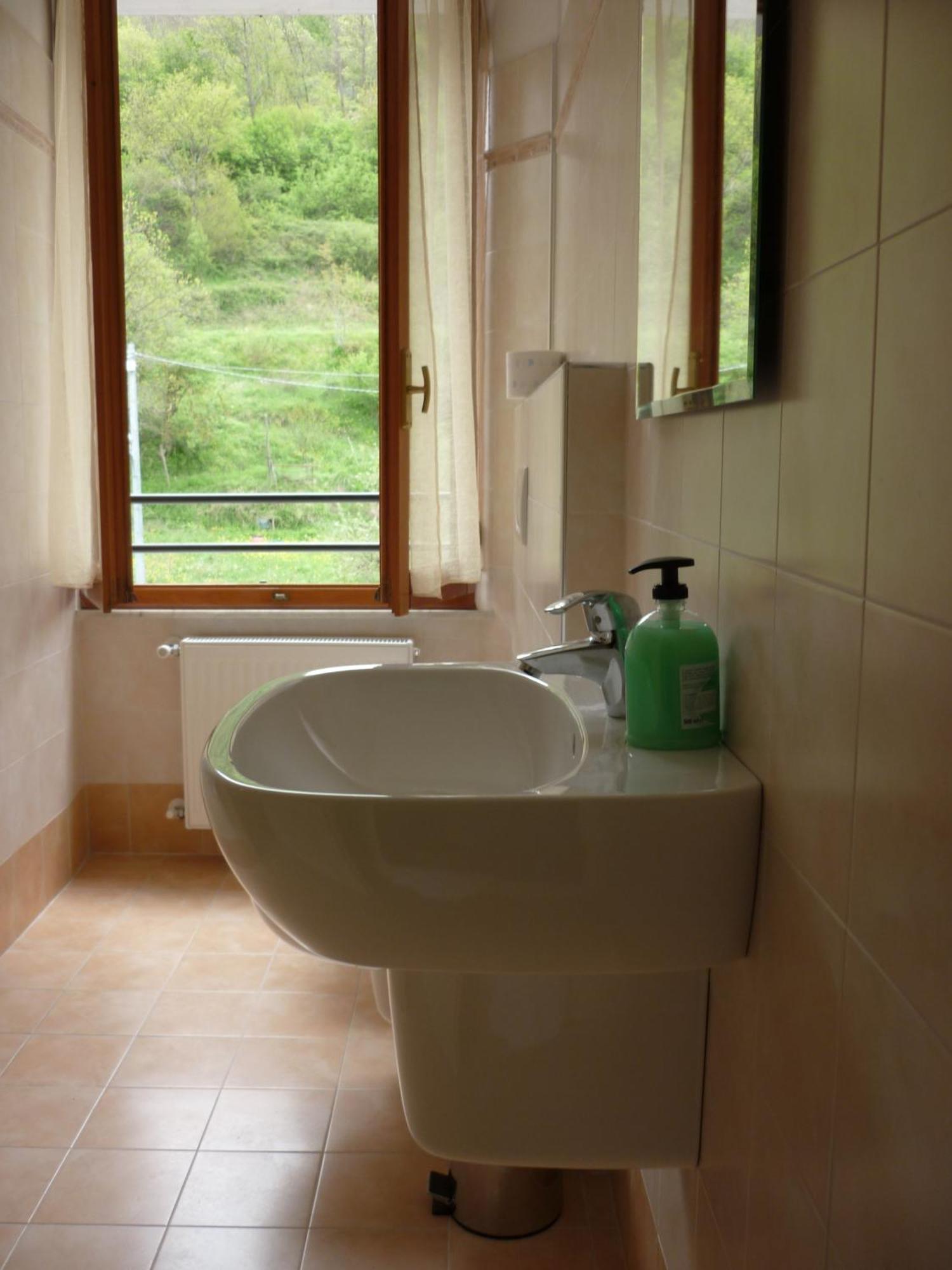 Affittacamere B&B Trattoria Della Posta Maissana Ngoại thất bức ảnh